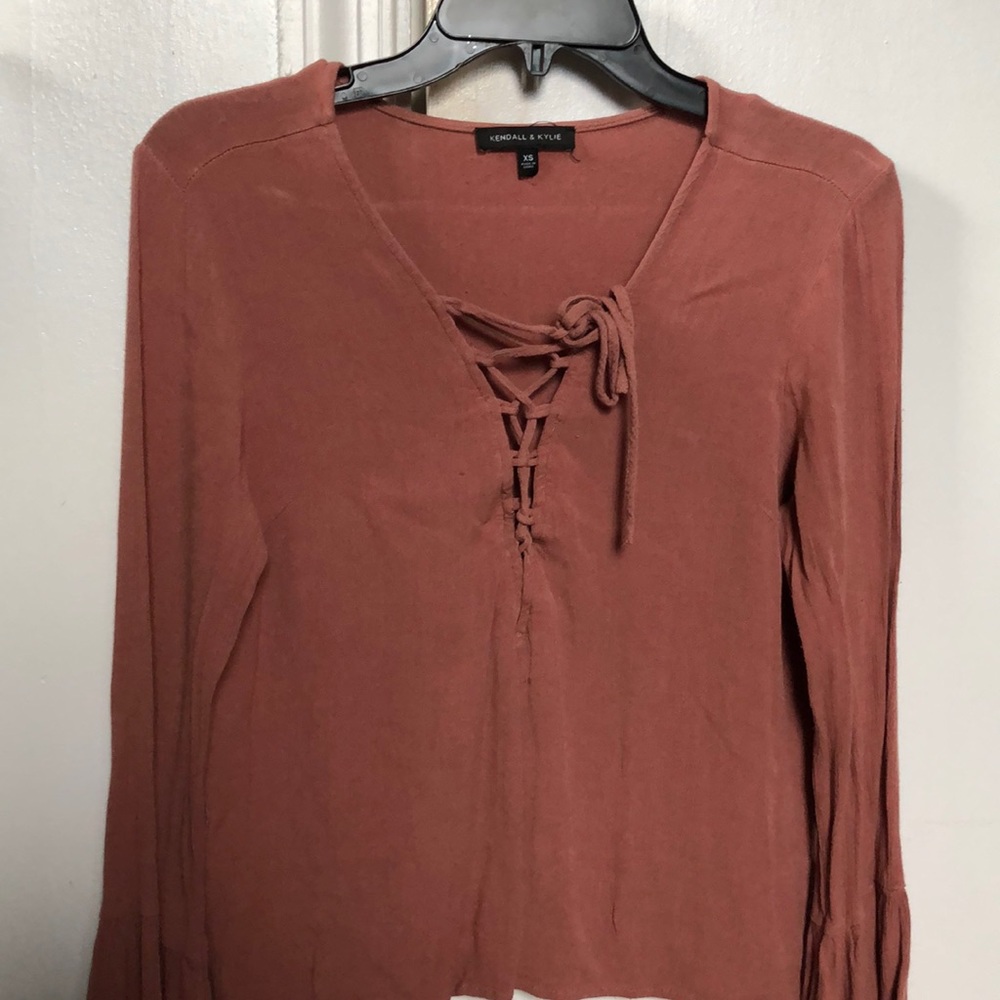 Cute orange Kendal & Kylie blouse